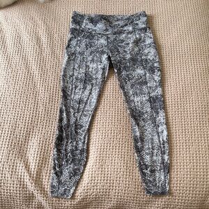 lululemon cropped leggings
